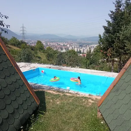 Kamp Lana *
