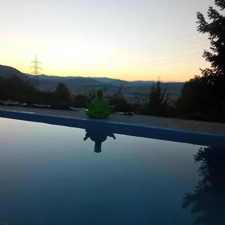 Kamp Lana