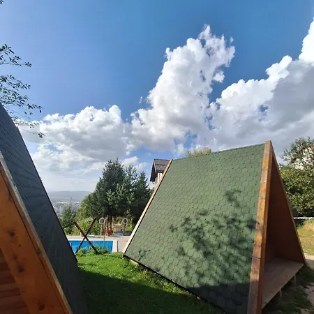 Kamp Lana